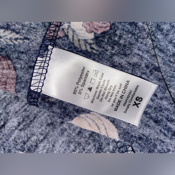 LuLaRoe Carly Dress Navy Blue  Purple Floral Size XS NWT - Picture 9 of 14